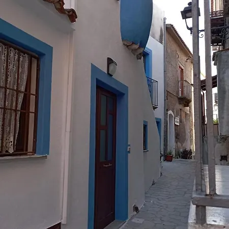 A Casa Dell'amica Mia 招待所 3*